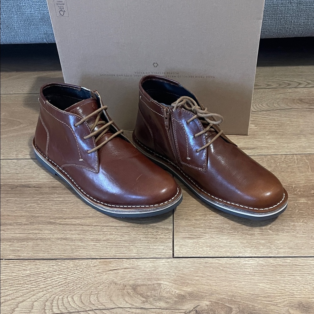 Steve Madden Rich Brown Chukka Boots